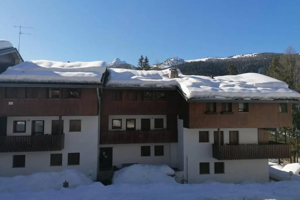 Wonderful Attic In Dolomite'S Heart Apartment Selva di Cadore Italy