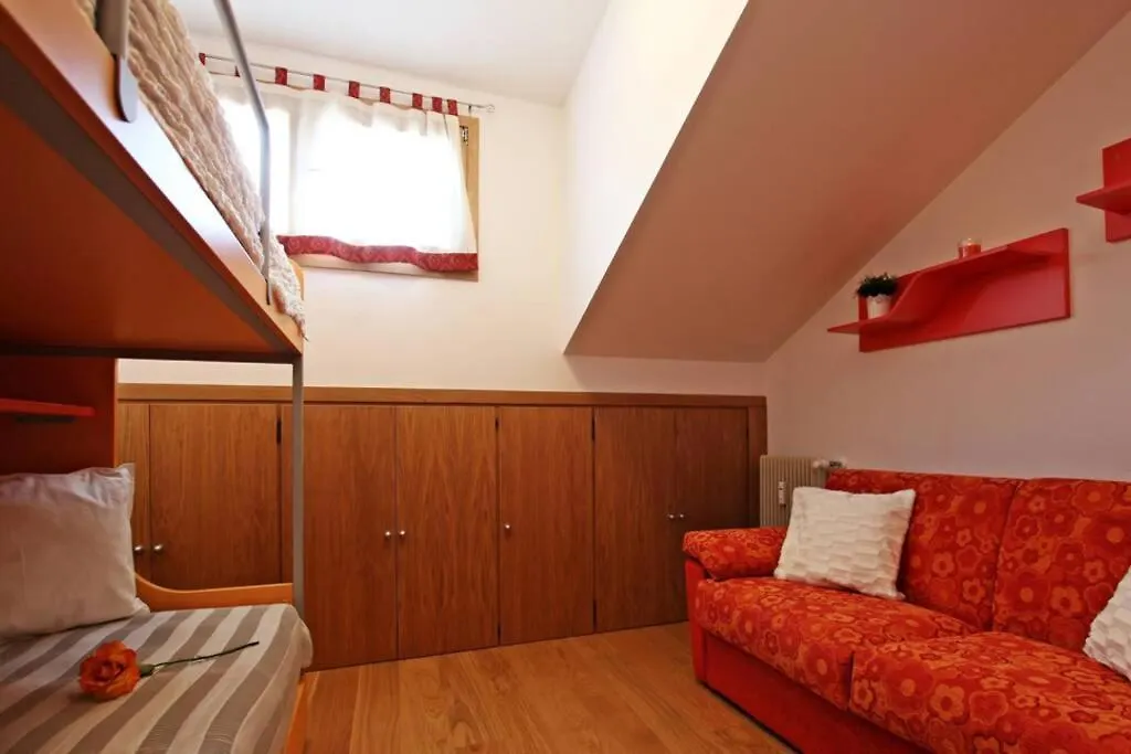 Wonderful Attic In Dolomite'S Heart Apartment Selva di Cadore